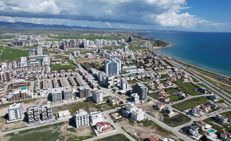 KKTC’DEN YENİ ADIM: TÜRK VATANDAŞLARI ARTIK 3 KONUT SATIN ALABİLECEK