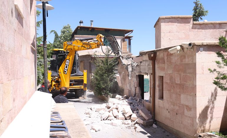 KAPADOKYA ALAN BAŞKANLIĞI’NDAN KAÇAK YAPILARLA MÜCADELE