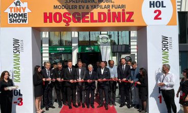 TÜRKİYE'NİN İLK MOBİL EV ÇALIŞTAYI CEM SEYMEN'İN KATILIMIYLA BAŞLADI