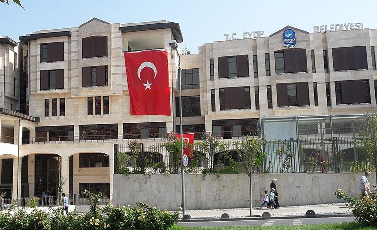 EYÜPSULTAN BELEDİYESİ’NDEN ALACAKLISINA MEZARLIK ARAZİSİ TEKLİFİNE AÇIKLAMA!