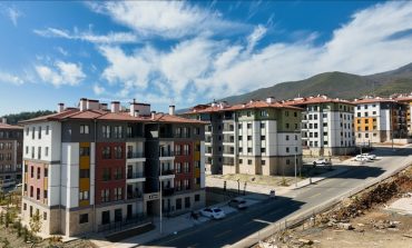 Deprem bölgesinde tamamlanan konut sayısı 155 bine ulaştı