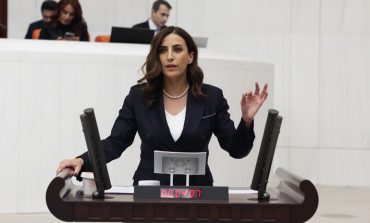 İstanbul Milletvekili Rızvanoğlu Kuşdili Çayırı’nın yapılaşmaya açılmasını Meclise taşıdı: “Taşkın riski, hava kirliliği, yoğun nüfus hepsi göz ardı ediliyor”