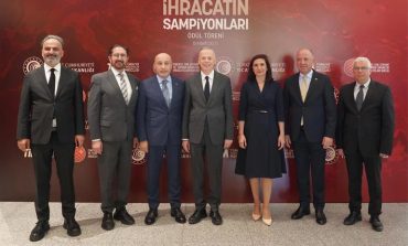 <strong>ÇCSİB Başkanı Erdem Çenesiz: </strong><strong>“2025 geri dönüş yılı olacak”</strong>