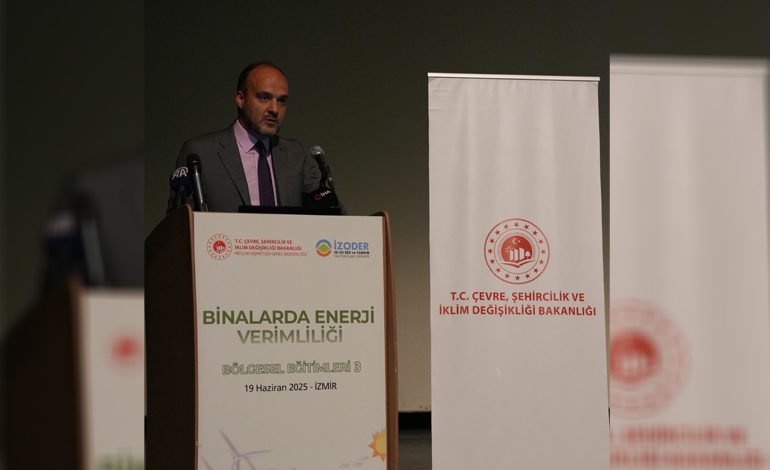BİNALARDA ENERJİ VERİMLİLİĞİ BÖLGESEL EĞİTİMLERİ’NİN ÜÇÜNCÜSÜ İZMİR’DE GERÇEKLEŞTİ