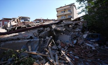 Sındırgı depreminde 1036 bağımsız bölümün ağır hasarlı veya yıkık olduğu tespit edildi