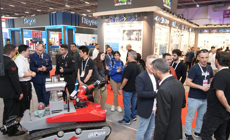 YANGIN GÜVENLİĞİNDE YENİ DÖNEM: İTFAİYE DAİRE BAŞKANLARI ISAF 2025’TE BULUŞUYOR