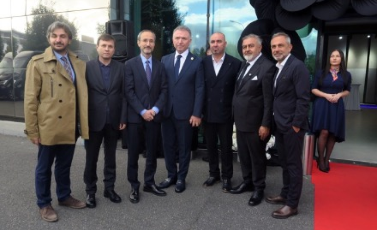 NG KÜTAHYA SERAMİK VE KÜTAHYA PORSELEN’DEN PARİS’TE MAĞAZA ATAĞI!