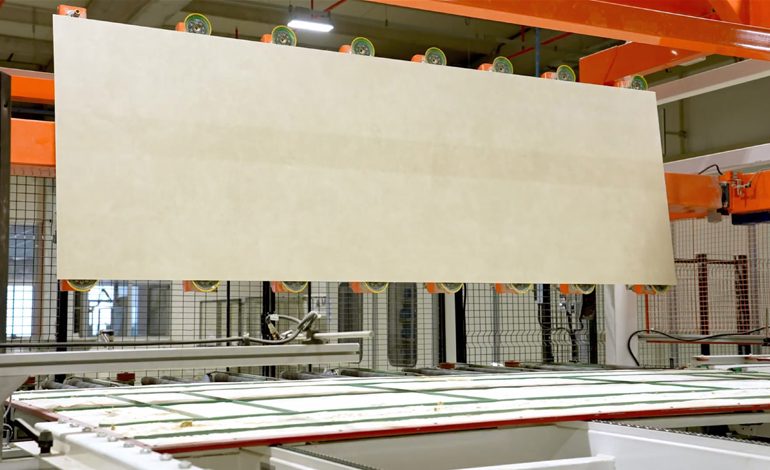 DÜNYANIN EN İNCE DAYANIKLI PORSELENİ ‘NG SLIM’, MİMARİ DÖNÜŞÜMÜN GÖZDE TAMAMLAYICISI OLDU