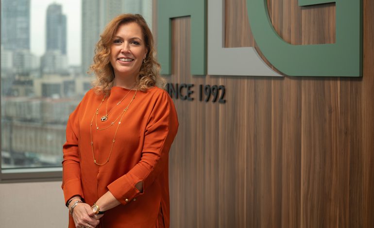 Yabancılar ABD’ye “Altın Kapıdan” Giriyor: Trump Altın Kart (Gold Card) Başvuruları 18 Aralık’ta Açılıyor