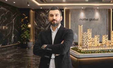 Türklerin Vize Derdi Bitmiyor: 1,17 Milyon Başvuru, Kısa Süreli Vizeler, Karaborsadan Randevu — Çözüm Golden Visa'da