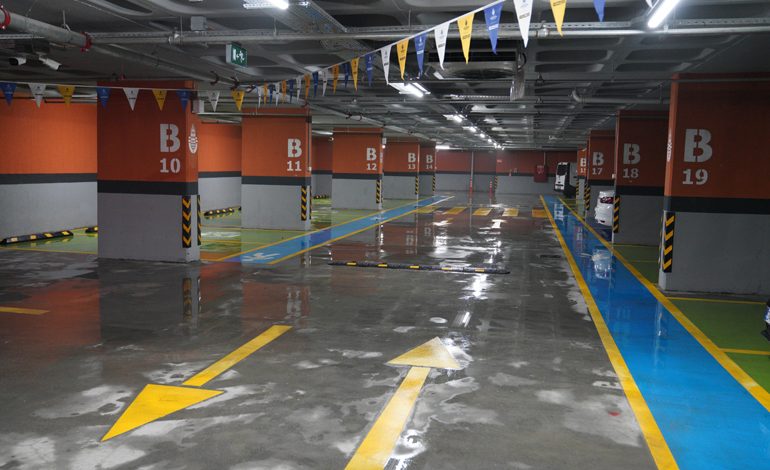 ESENYURT ADİLE NAŞİT OTOPARKI TÖRENLE HİZMETE AÇILDI