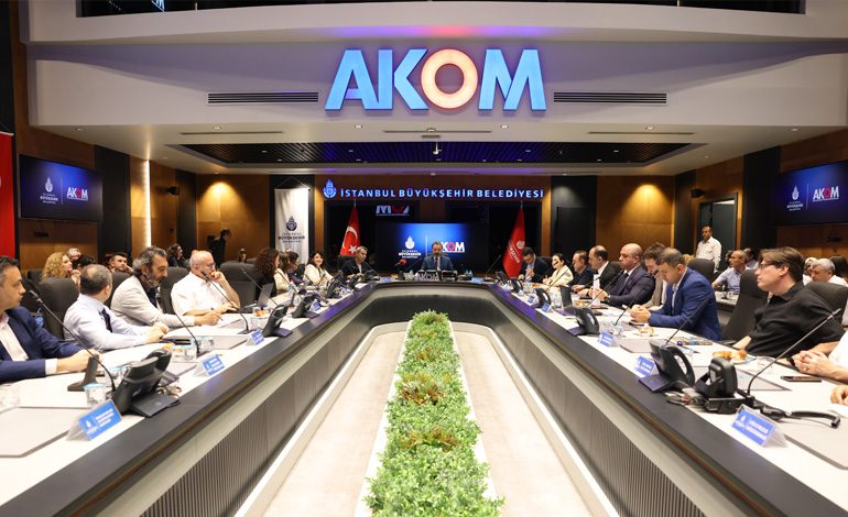 İBB, İSTANBUL’U GELECEĞE HAZIRLIYOR: “ISI DİRENCİ KOORDİNASYON MASASI” İLK TOPLANTISINI GERÇEKLEŞTİRDİ