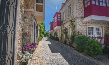 ￼İzmir’de Villa Kiralamadan Önce Dikkat Etmeniz Gerekenler