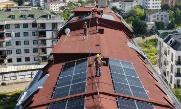 2 BİN METREKARE VE ÜZERİ YAPILARDA ENERJİ DÖNÜŞÜMÜ HIZ KAZANDI