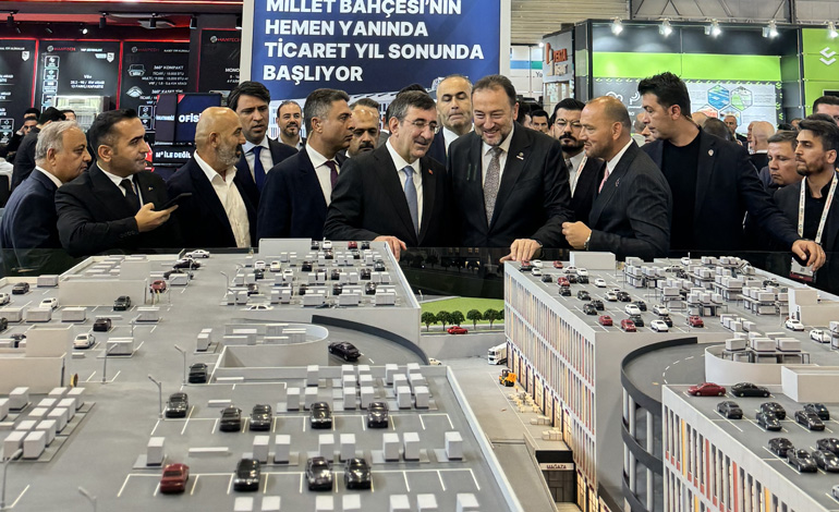AKYAPI TİCARETHANE PROJELERİNDE DÜKKANLAR FUARA ÖZEL AVANTAJLARLA MÜSİAD EXPO’DA