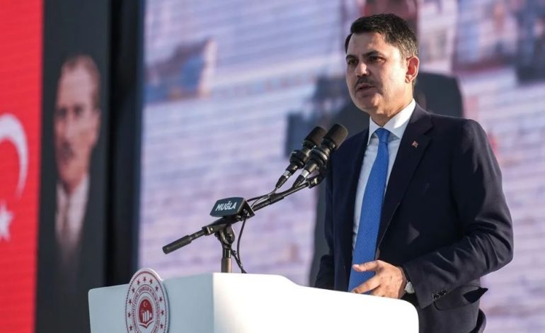 Bakan Kurum: 16 milyon metreküp dip çamurunu üç yıl içerisinde Fethiye Körfezi’nden çıkaracağız