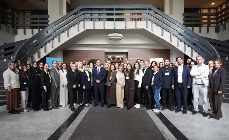 SAINT-GOBAIN STRATEJİK PARTNERLİĞİNDE COP31 BİNALAR VE ŞEHİRLER ÇALIŞTAYI GERÇEKLEŞTİRİLDİ
