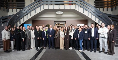SAINT-GOBAIN STRATEJİK PARTNERLİĞİNDE COP31 BİNALAR VE ŞEHİRLER ÇALIŞTAYI GERÇEKLEŞTİRİLDİ