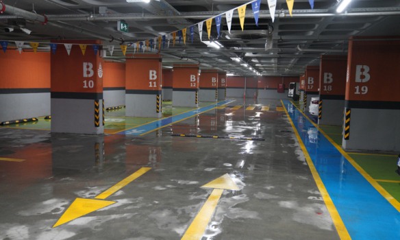 ESENYURT ADİLE NAŞİT OTOPARKI TÖRENLE HİZMETE AÇILDI