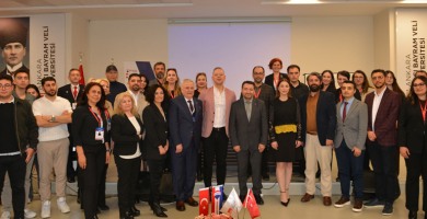 GAYRİMENKULÜN YENİ NESLİ KAMPÜSTE YETİŞİYOR