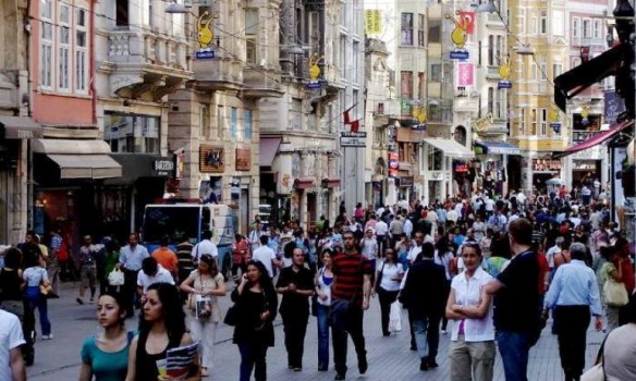 İstanbul’un Popüler Alışveriş Caddelerinde Metrekare Değeri 2 Milyon TL’ye Dayandı