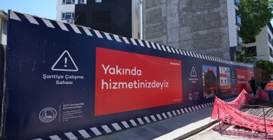ÜSKÜDAR’DA TÜM ŞANTİYELER BELİRLİ BİR DÜZENLE FAALİYET GÖSTERİYOR